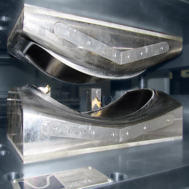 Busse Steel Pressing Tools